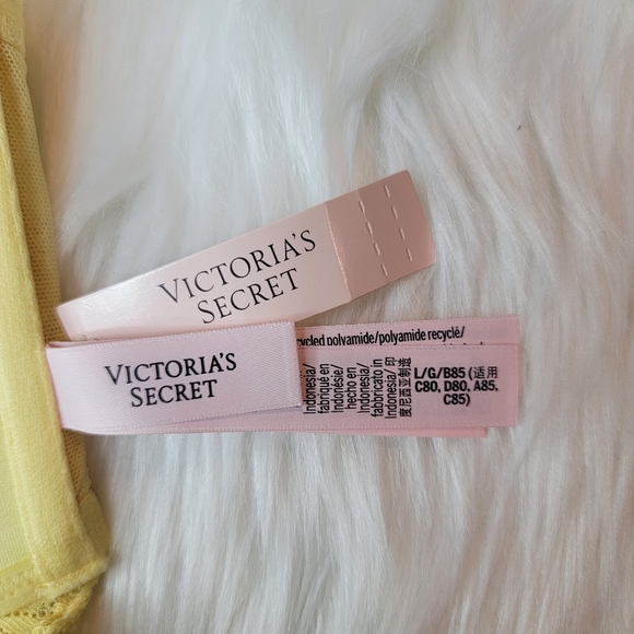 Victoria's Secret Lace Lightly Lined Bandeau Bra Top. - Picture 11 of 11